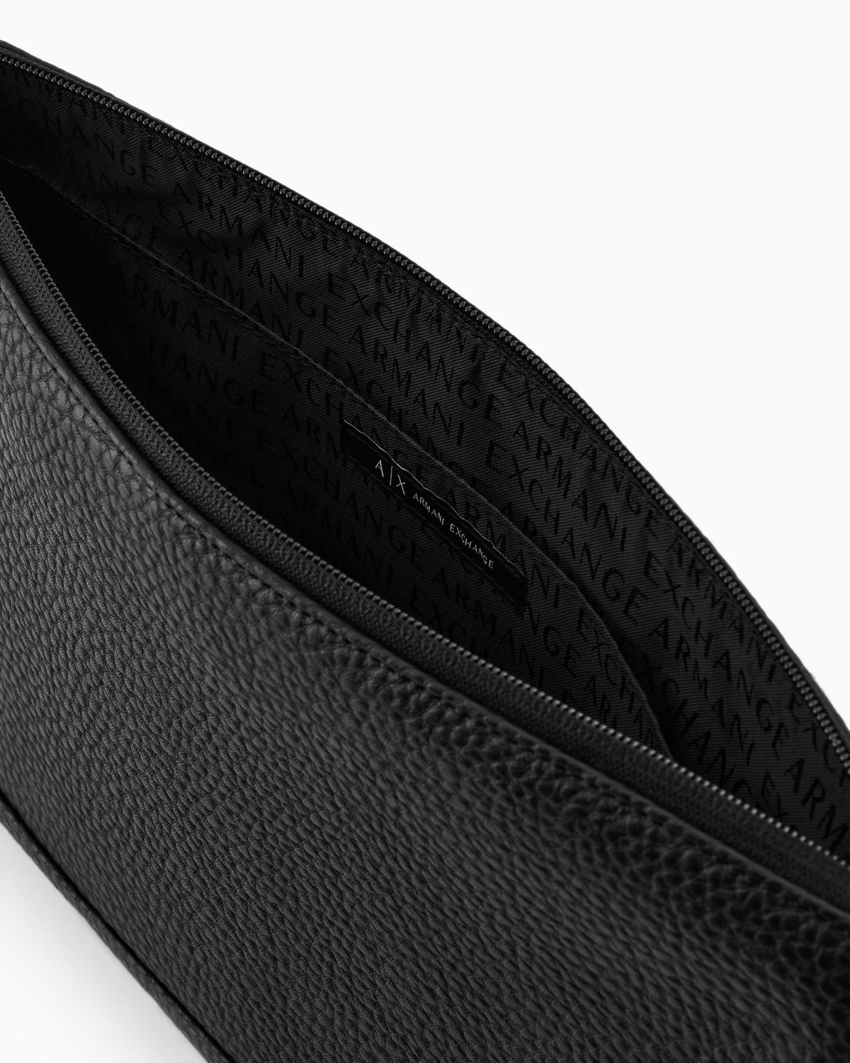 Armani Exchange Men's Capri Essential Wallet, One Size