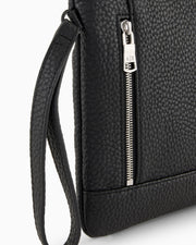Armani Exchange Men's Capri Essential Wallet, One Size